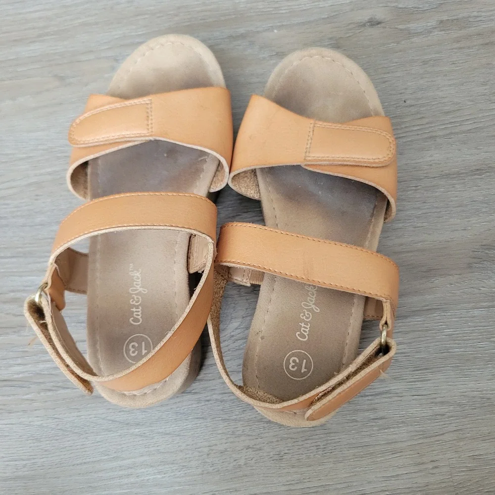Cat & Jack Sandals Girls Size 13 Tan Platform Ankle Strap Hook and Loop Casual